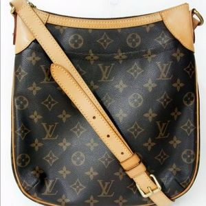 Louis Vuitton Odeon PM